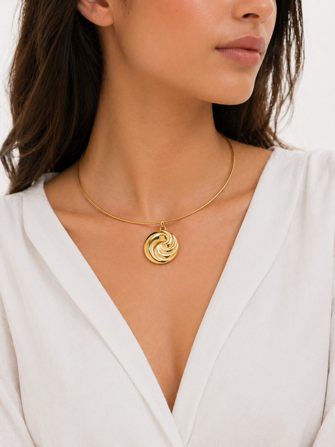 عقد (هانا) مطلي ذهب