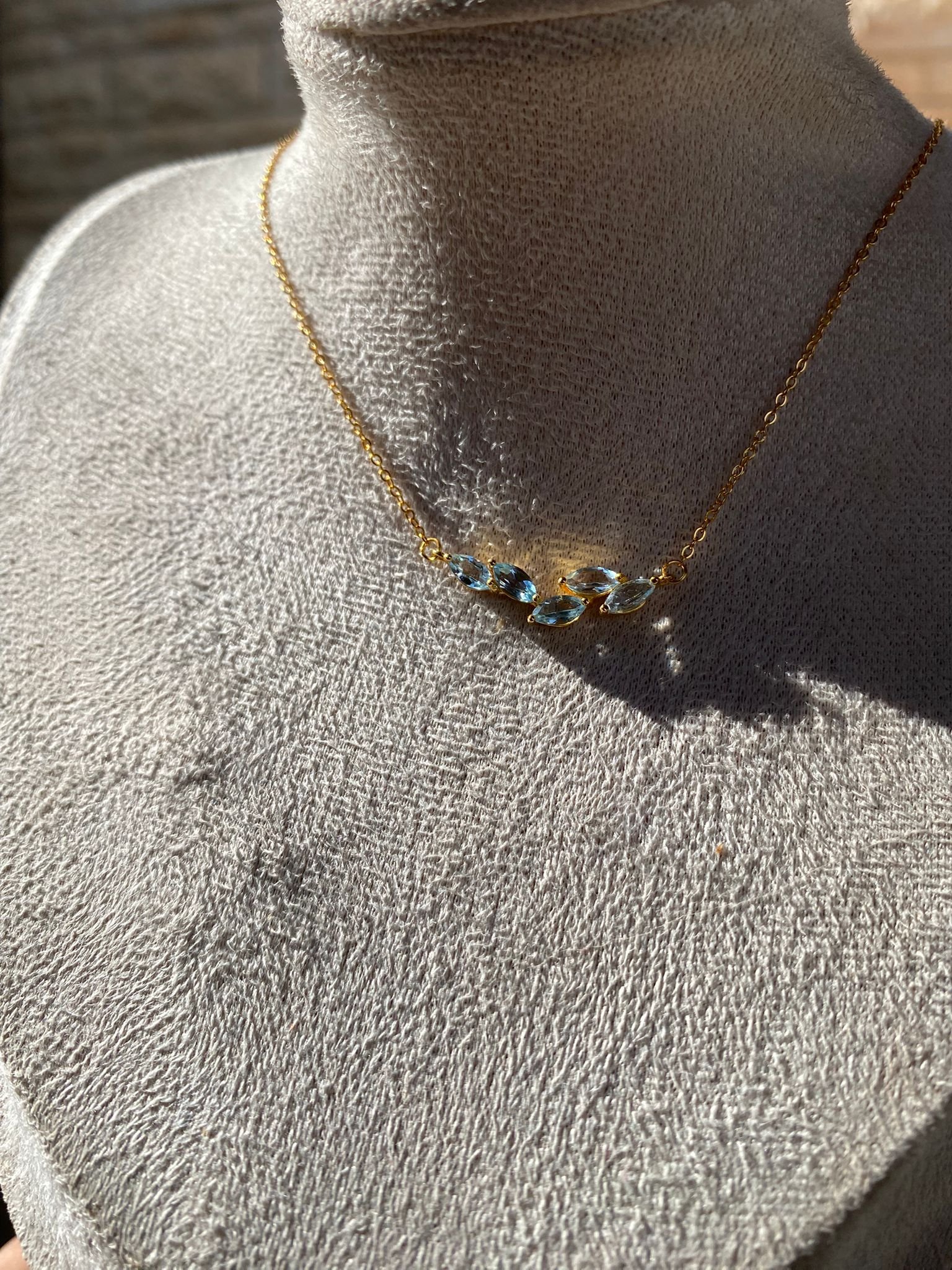 سنسال توباز طبيعي (حجر الهدوء) وفضة اصلية مطلية ذهب