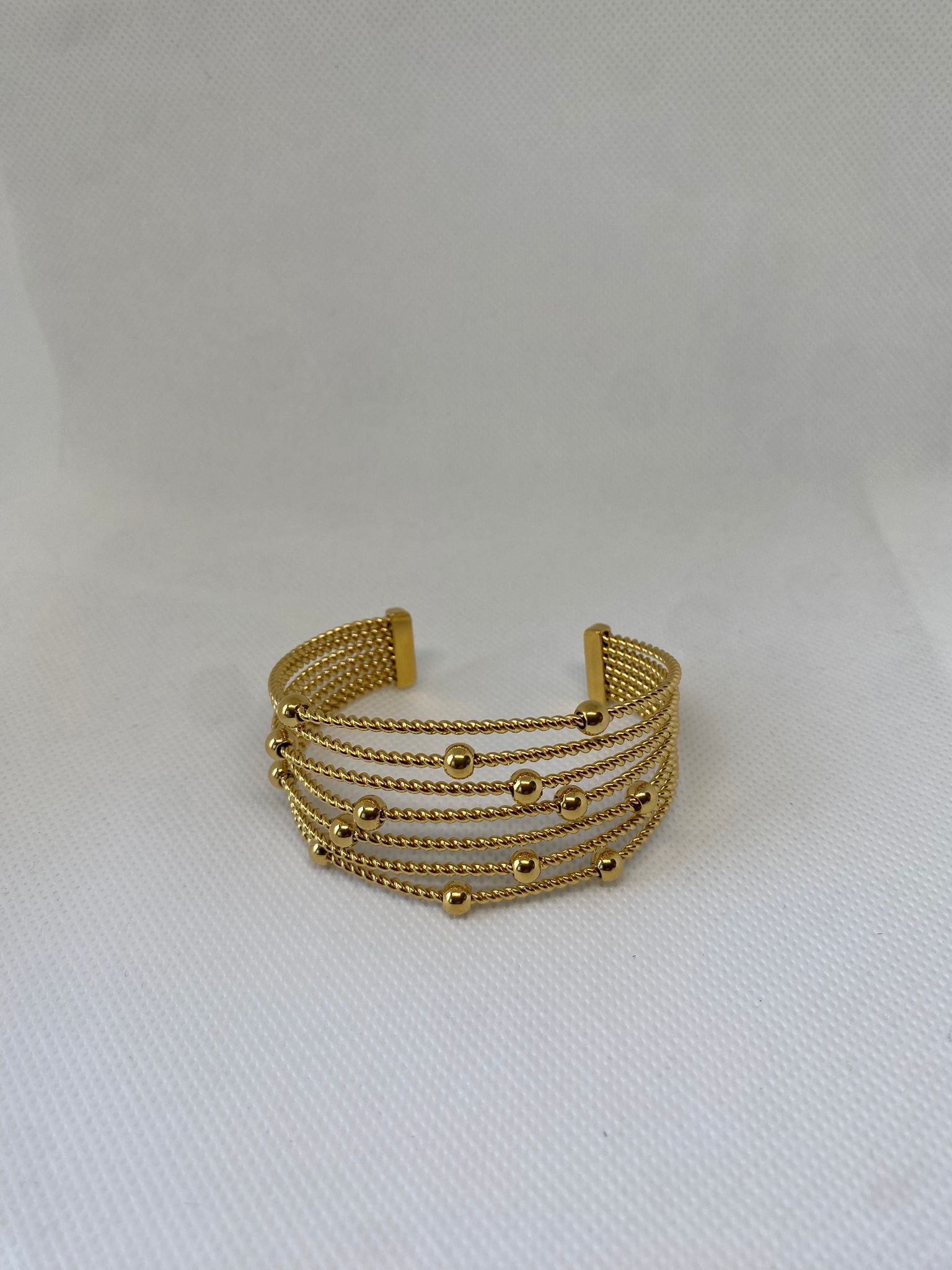 اسوارة ستانلس مطلية بالذهب